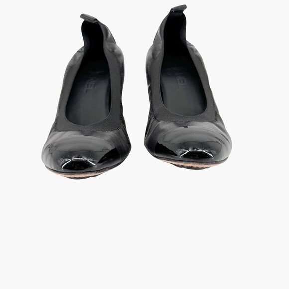 Chanel Elastic Cap Toe Pump Size 40 US 9-9.5 Black Leather CC Stretch Block Heel - Picture 5 of 15